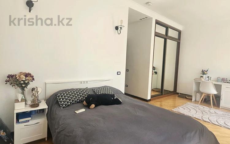 5-бөлмелі пәтер · 250 м² · 1/8 қабат, Жамбыла 26, бағасы: 1.6 млн ₸ в Алматы, Медеуский р-н — фото 9