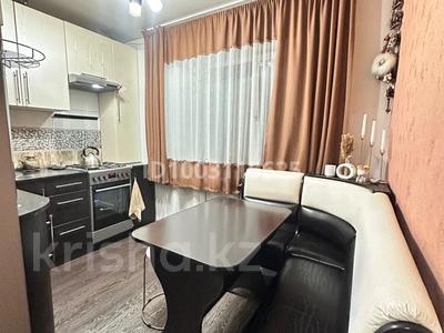 3-бөлмелі пәтер · 58 м² · 2/5 қабат, Комсомольский 35, бағасы: 200 000 〒 в Рудном