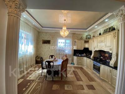 Жеке үй · 5 бөлме · 180 м² · 10 жүзд., Дуйсенбаева 24 а, бағасы: 70 млн ₸ в Астане, Сарыарка р-н