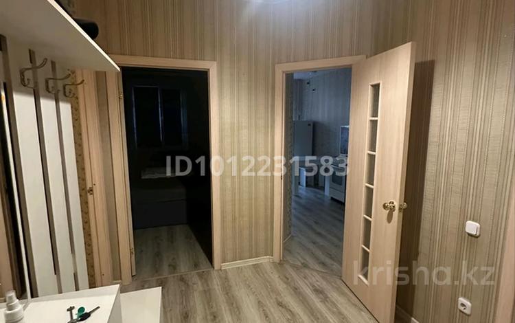2-бөлмелі пәтер · 60 м² · 2/6 қабат, Юбилейный 32, бағасы: 28 млн ₸ в Костанае — фото 2