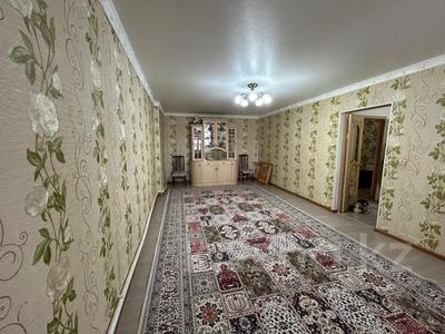 Отдельный дом · 2 комнаты · 80.4 м² · 5 сот., Розы боглановой за 15 млн 〒 в Актобе, жилой массив Кирпичный