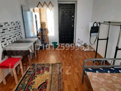 1-бөлмелі пәтер · 14 м² · 1/4 қабат, мкр Пригородный, Сарытогай Пригородный 2а, бағасы: 8 млн ₸ в Астане, Есильский р-н