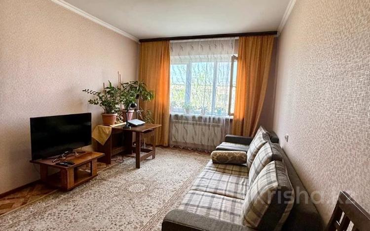 3-комнатная квартира · 67 м² · 5/5 этаж, мкр Тастак-2 за ~ 38 млн ₸ в Алматы, Алмалинский р-н — фото 2