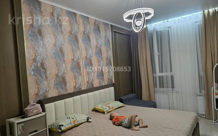 1-бөлмелі пәтер · 38 м² · 2/5 қабат, Алтын орда ш/а. 22, бағасы: 90 000 ₸ в Актобе, мкр. Алтын орда — фото 2