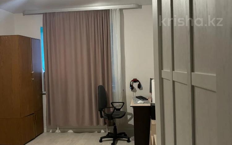 2-комнатная квартира · 63 м² · 1/5 этаж, мкр. Алтын орда 17г за 23.5 млн ₸ в Актобе — фото 2