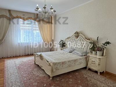4-бөлмелі пәтер · 142.5 м² · 3/17 қабат, 17-й мкр 1, бағасы: 57 млн ₸ в Актау