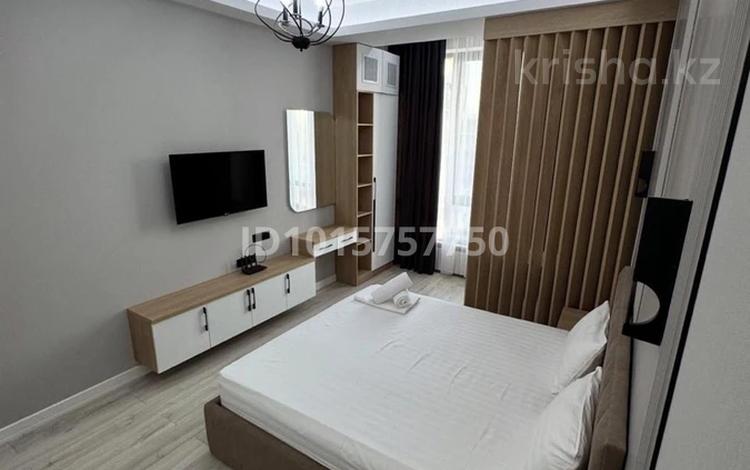 1-комнатная квартира · 50 м² · 12/18 этаж, мкр Туран 1 за 17 000 ₸ в Шымкенте, Каратауский р-н — фото 2