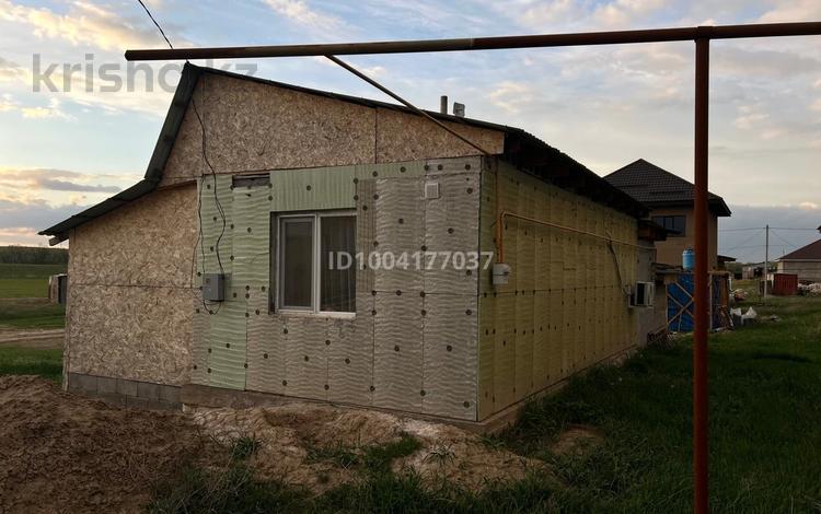 Отдельный дом · 2 комнаты · 32 м² · 7 сот., Көбей — Вдоль трассы Алматы-Бишкек за 14 млн 〒 в Каскелене — фото 2
