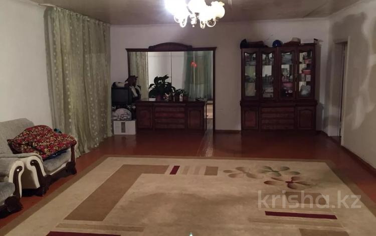 Отдельный дом • 3 комнаты • 130 м² • 4.6 сот., Жансугурова 87 за 20 млн 〒 в Атырау — фото 5