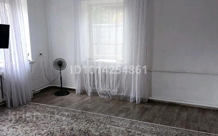Отдельный дом · 4 комнаты · 80 м² · 10 сот., Алтынсарина 48 — Алтынсарина.алфараби за 42 млн ₸ в  — фото 2