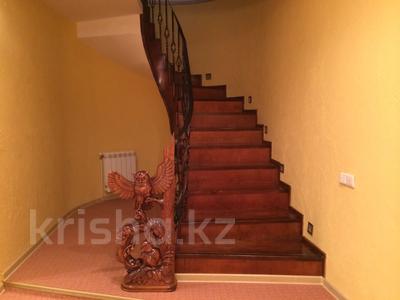 Отдельный дом · 7 комнат · 379 м² · 12 сот., Микрорайон Самал-3 5 за 87.5 млн 〒 в Уральске