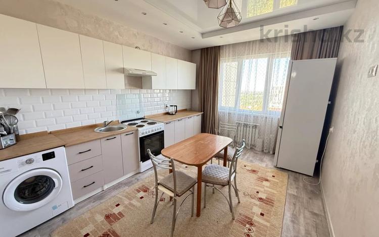 3-бөлмелі пәтер · 84 м² · 8/16 қабат, Назарбаева 36к1, бағасы: 550 000 ₸ в Алматы — фото 2