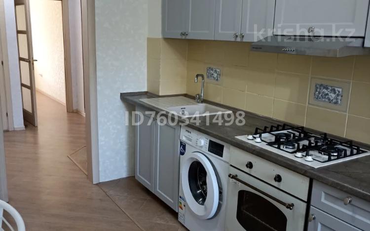 3-комнатная квартира · 65 м² · 2/4 этаж, мкр Алмагуль, Розыбакиева — Утепова за 380 000 ₸ в Алматы, Бостандыкский р-н — фото 2