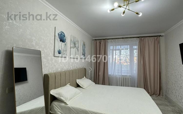 1-комнатная квартира · 40 м² · 1/5 этаж, 10 Мкр за 250 000 ₸ в Балхаше — фото 2