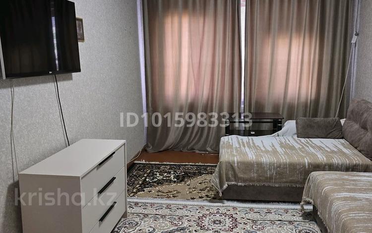 2-комнатная квартира · 56 м² · 2/5 этаж, 7-й мкр 3 за 160 000 ₸ в Актау — фото 2