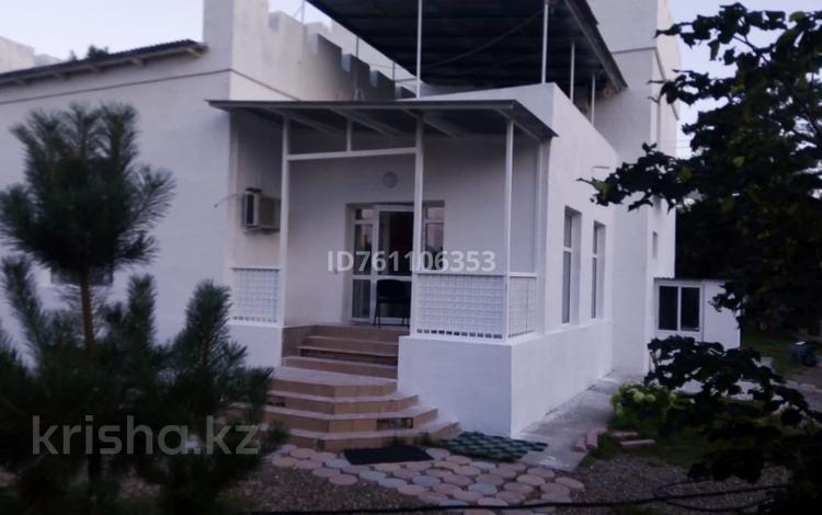 Отдельный дом · 3 комнаты · 270 м² · 22 сот., Краснокардонная за 220 млн 〒 в Семее, Красный Кордон — фото 2