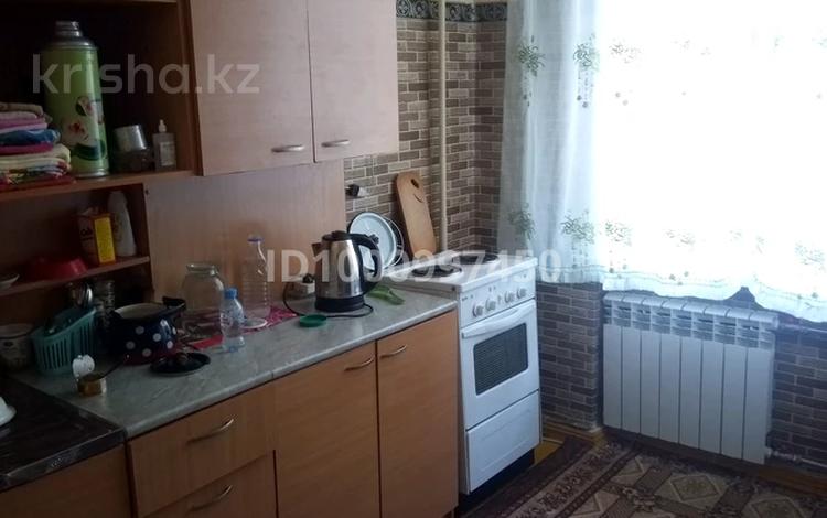 2-бөлмелі пәтер · 58 м² · 2/3 қабат, Островского — Авто гаражная Островского, бағасы: 140 000 ₸ в Усть-Каменогорске — фото 2