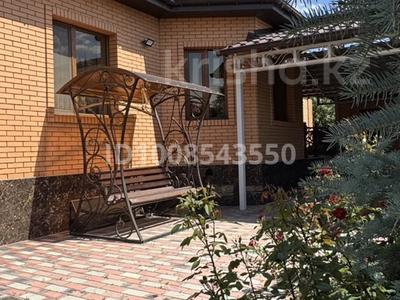 Отдельный дом · 6 комнат · 190 м² · 10 сот., Пер. М.Дулатова 4а за 70 млн ₸ в Таразе