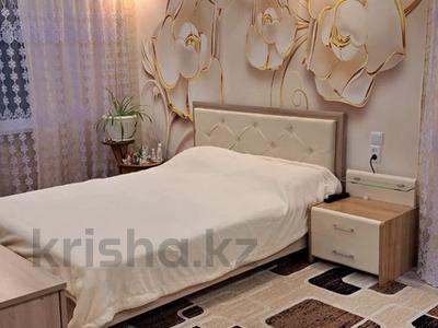 3-комнатная квартира · 61 м² · 3/5 этаж, 40 лет Победы 44/2 за ~ 13.9 млн 〒 в Шахтинске