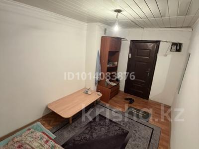 1-бөлмелі пәтер · 14 м² · 4/5 қабат, 2 ш/а. 72 — Гришина, бағасы: 2.2 млн ₸ в Актобе, мкр 8