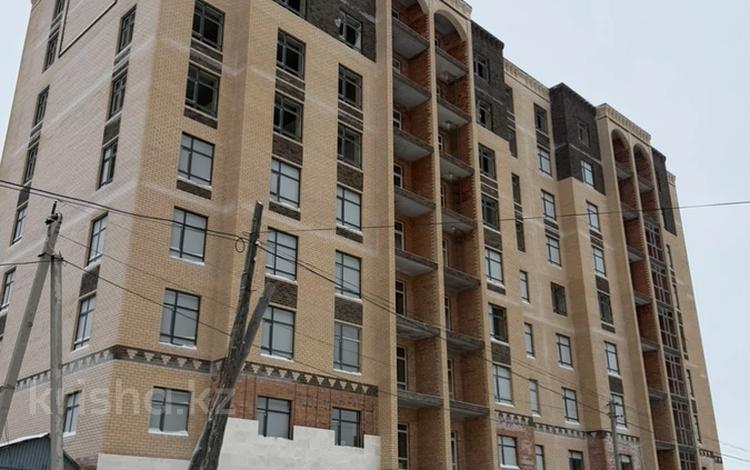 3-бөлмелі пәтер · 86 м² · 4/9 қабат, Еркина Аульбекова 53 — Меньшикова, бағасы: 30 млн ₸ в Щучинске — фото 2