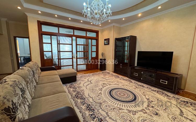 5-бөлмелі пәтер · 200 м² · 4/6 қабат, Каратаева 38а-в — Тимирязева-Желтоксан, бағасы: ~ 1.2 млн 〒 в Алматы — фото 2