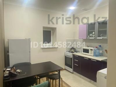 1-комнатная квартира · 40 м² · 1/1 этаж, Азаттык 74/2 за 180 000 ₸ в Атырау, мкр Жилгородок