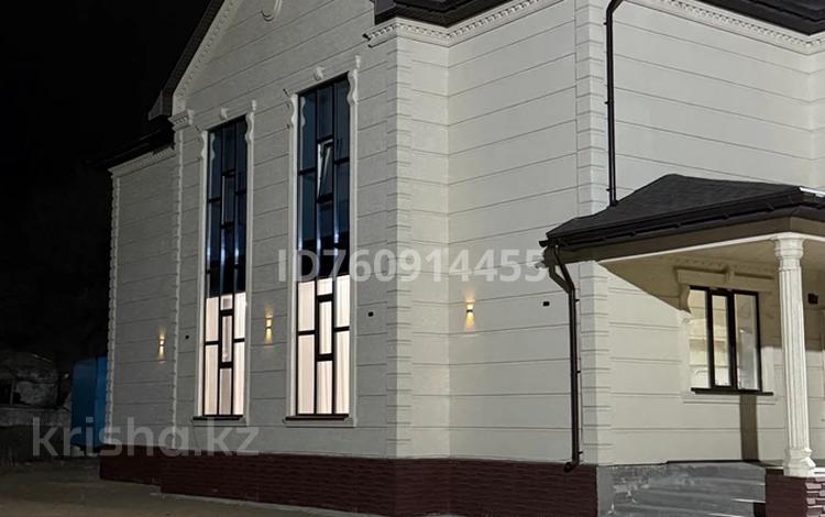 Жеке үй · 9 бөлме · 330 м² · 10 сот., Сарайшык 8 В — Возле бани береке, бағасы: 80 млн ₸ в Актобе, жилой массив Заречный-4 — фото 6