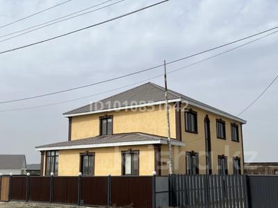 Отдельный дом · 8 комнат · 250 м² · 10 сот., мкр Коктем, 4 проезд 5 за 65 млн ₸ в Атырау