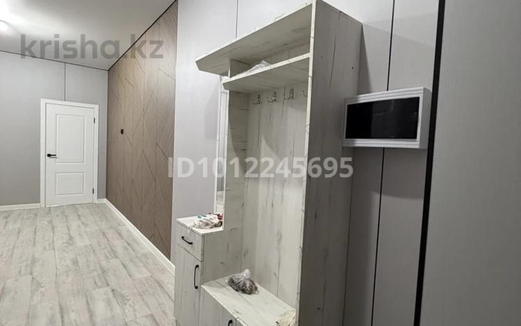 1-бөлмелі пәтер · 34 м² · 2/12 қабат, мкр Акбулак, Момышулы 91, бағасы: 25 млн ₸ в Алматы, Алатауский р-н — фото 2
