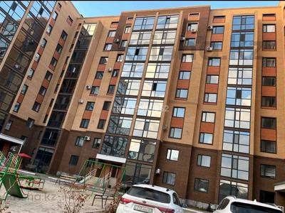 3-бөлмелі пәтер · 90 м² · 1/5 қабат, Сары арка 14в, бағасы: 350 000 ₸ в Кокшетау