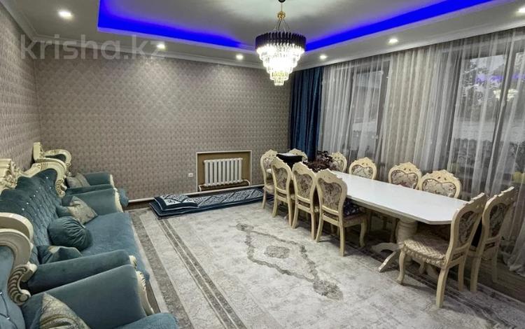 Отдельный дом · 6 комнат · 238.6 м² · 6 сот., Габбасова 76 за 74 млн 〒 в Семее — фото 2