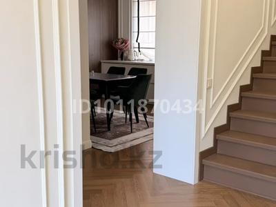 Часть дома · 5 комнат · 180 м² · 2.6 сот., ул. Чехова 23А за 78 млн 〒 в Караганде, Казыбек би р-н