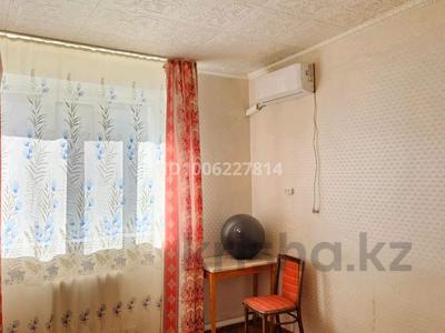 2-комнатная квартира · 39.1 м² · 2/2 этаж, Бақтыгерей Құлманов 135 — Караоке Cash за 18 млн 〒 в Атырау