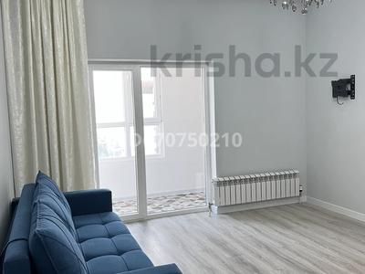 1-комнатная квартира, 40 м², 5/10 этаж, мкр Комсомольский, Бокейхана 25а — Фаризы Онгарсыновой за 30 млн 〒 в Астане, Есильский р-н