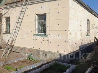 Отдельный дом · 4 комнаты · 135 м² · 6 сот., С.Тюленина 13 — Ерубаева-сатпаева за 35 млн 〒 в Караганде, Казыбек би р-н