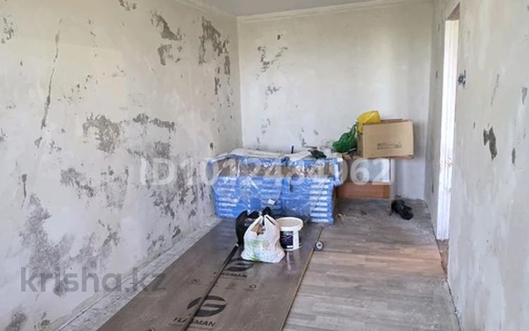 1-бөлмелі пәтер · 30 м² · 4/5 қабат, Бауыржан Момышулы 68, бағасы: 8.5 млн ₸ в Экибастузе — фото 2