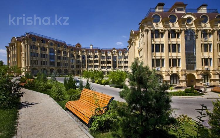 3-комнатная квартира · 70 м² · 3/8 этаж, Омарова за 65 млн ₸ в Алматы, Медеуский р-н — фото 2