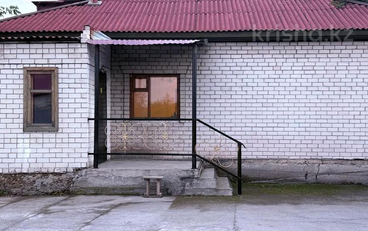 Отдельный дом · 4 комнаты · 73 м² · 6 сот., Толстого за 14.5 млн ₸ в Семее — фото 10