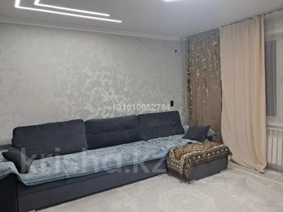 2-бөлмелі пәтер · 54 м² · 1/5 қабат, Турксибская, бағасы: 25 млн ₸ в Семее