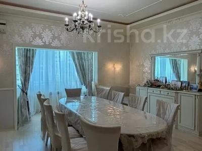 3-комнатная квартира · 120 м² · 12/17 этаж, Муканова за 101 млн ₸ в Алматы, Алмалинский р-н
