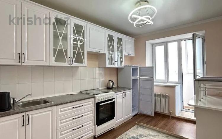 1-комнатная квартира, 40 м², 7/9 этаж, проспект Абылай хана 52