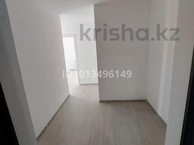3-комнатная квартира · 74.1 м² · 8/17 этаж, Шафика Чокина — Возле школы Binom ул.Ш.Чокина 5 за 300 000 ₸ в Астане, Нура р-н