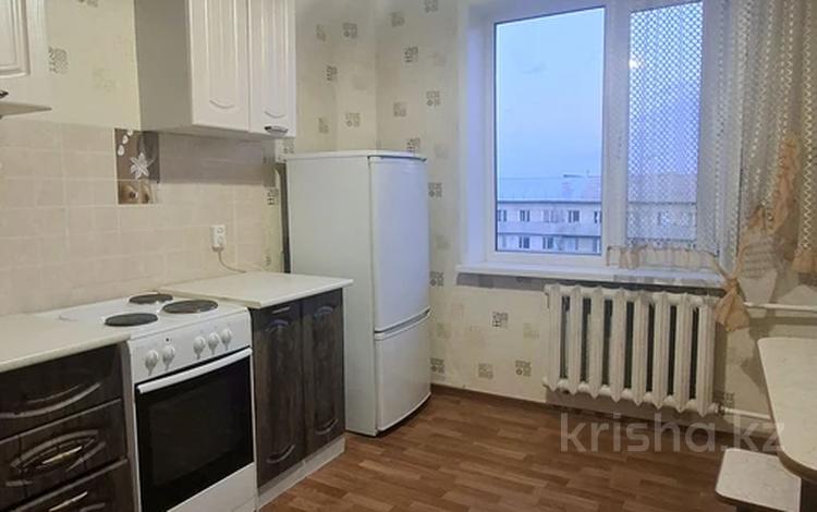 2-комнатная квартира · 54 м² · 7/9 этаж, мкр Юго-Восток, Язева 2 за 150 000 ₸ в Караганде, Казыбек би р-н — фото 2