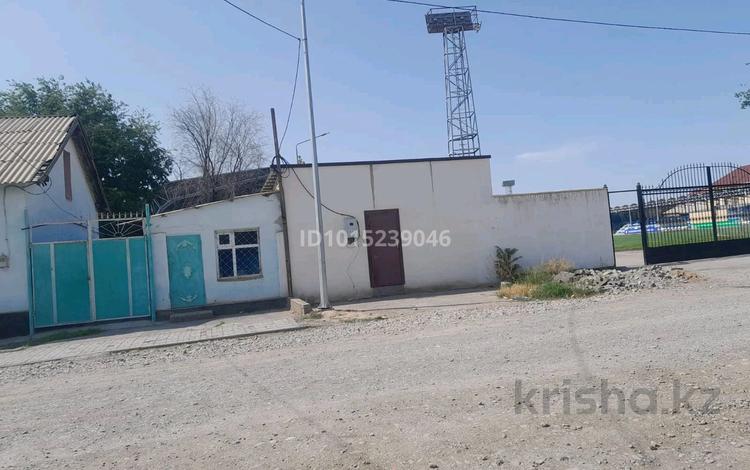 Жеке үй · 3 бөлме · 102 м² · 1 жүзд., Турсынова — Локомотив стадион Некрасов школа, бағасы: 10 млн ₸ в Туркестане — фото 2