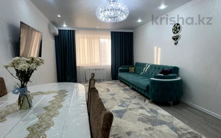 3-комнатная квартира · 97.9 м² · 4/9 этаж, мкр. Алтын орда за 45 млн ₸ в Актобе — фото 4
