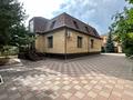 Отдельный дом · 5 комнат · 540 м² · 12 сот., мкр Кунгей за 127 млн 〒 в Караганде, Казыбек би р-н