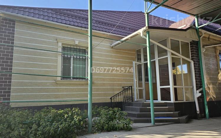 Жеке үй · 9 бөлме · 360 м² · 18 жүзд., Рахимова 18, бағасы: 100 млн ₸ в Таразе — фото 2