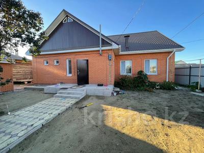 Отдельный дом · 4 комнаты · 130 м² · 5.2 сот., Кооперативная 80 за 60 млн 〒 в Костанае