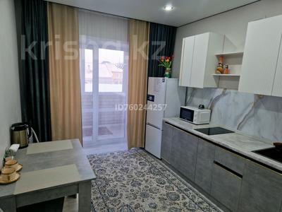 1-комнатная квартира · 45 м² · 2/5 этаж, Гагарина 325/3 — Гастроном, онкология за 15 000 ₸ в Семее